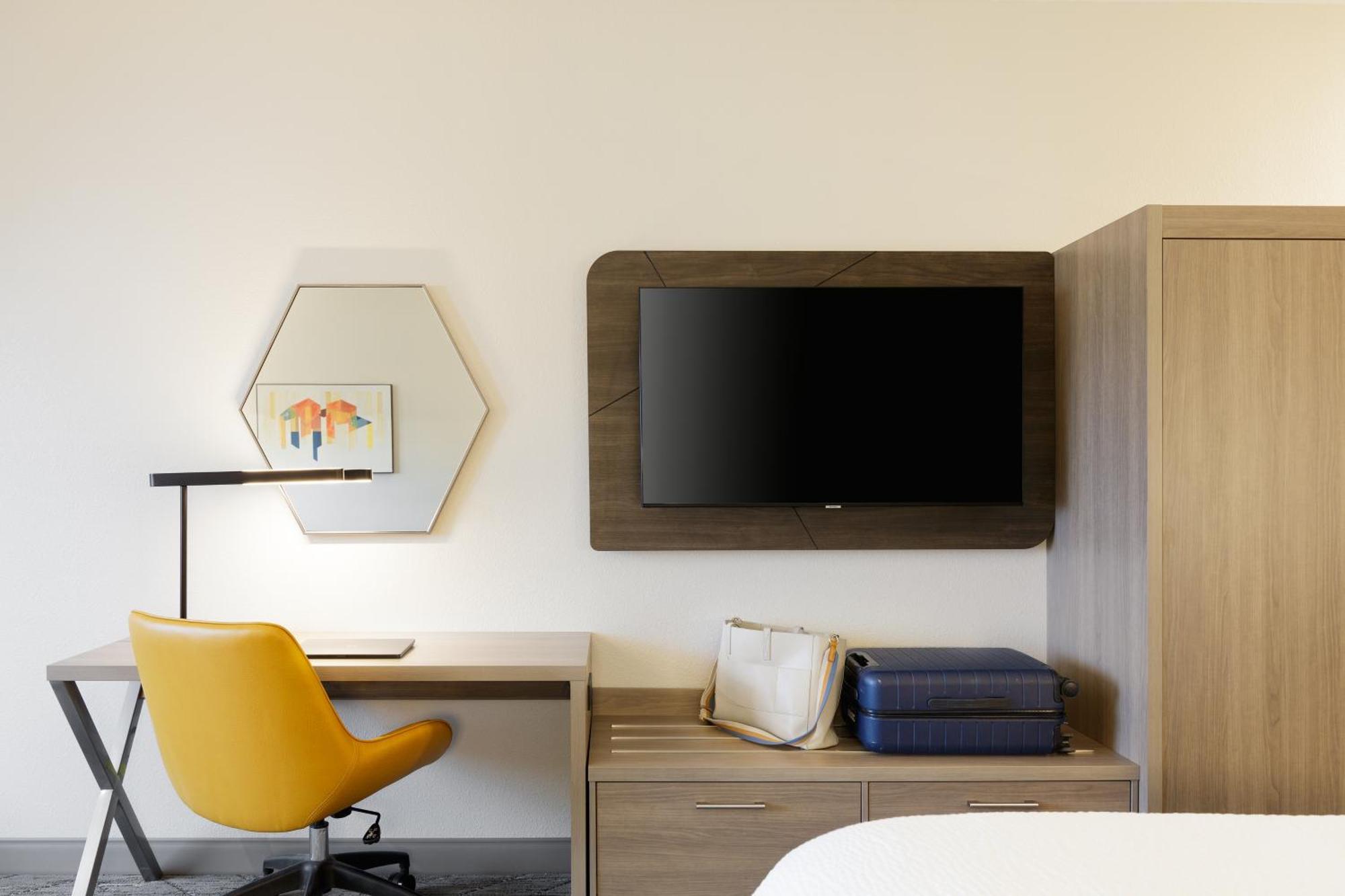 Hotel Express - I-15 By Ihg Layton