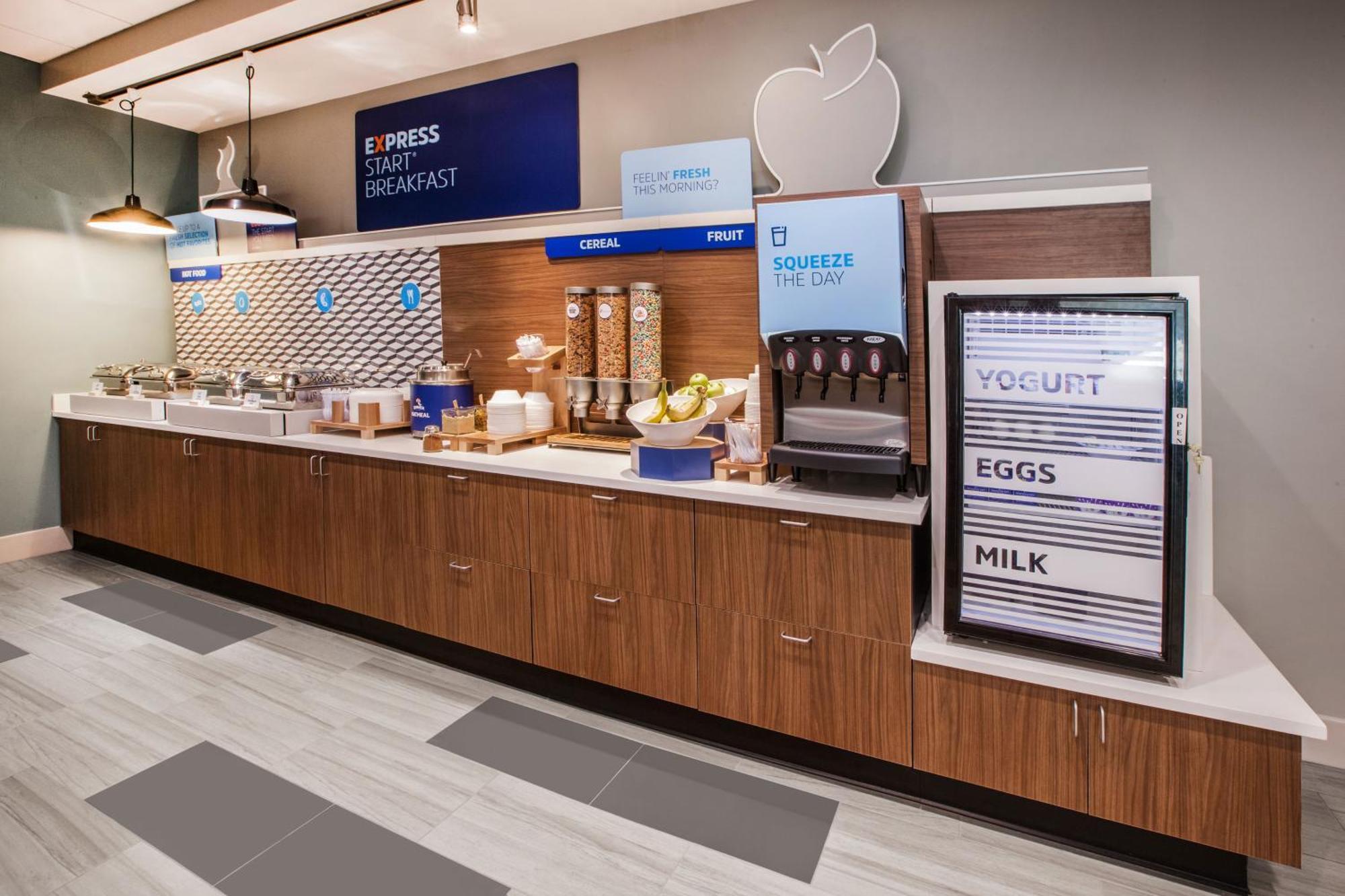Hotel Express - I-15 By Ihg Layton