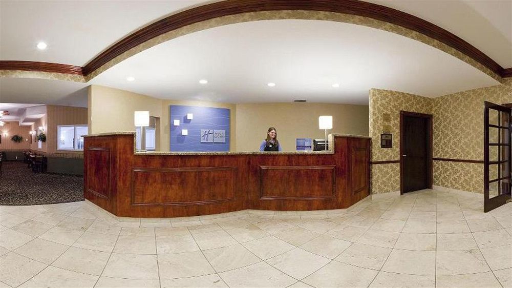 Hotel Express - I-15 By Ihg